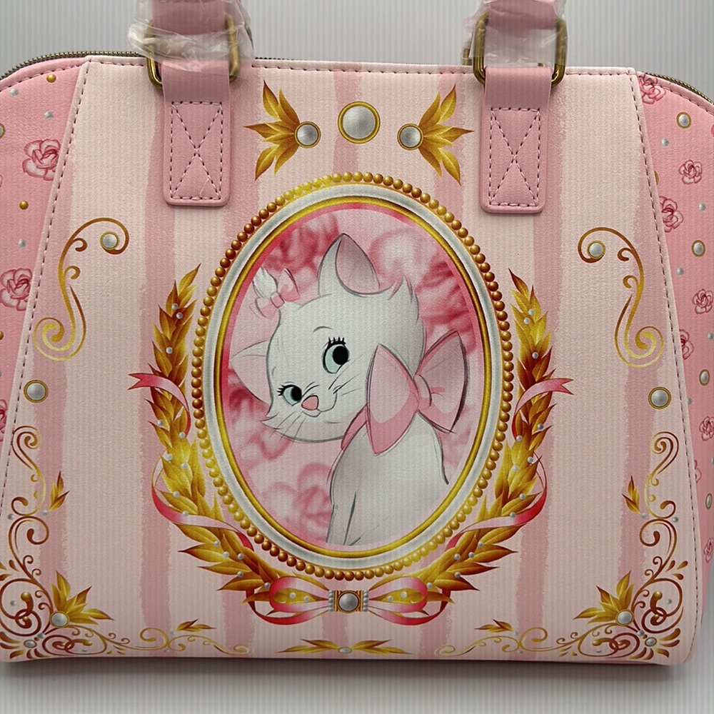 Disney Loungefly purse Marie NEW - Picture 2 of 4